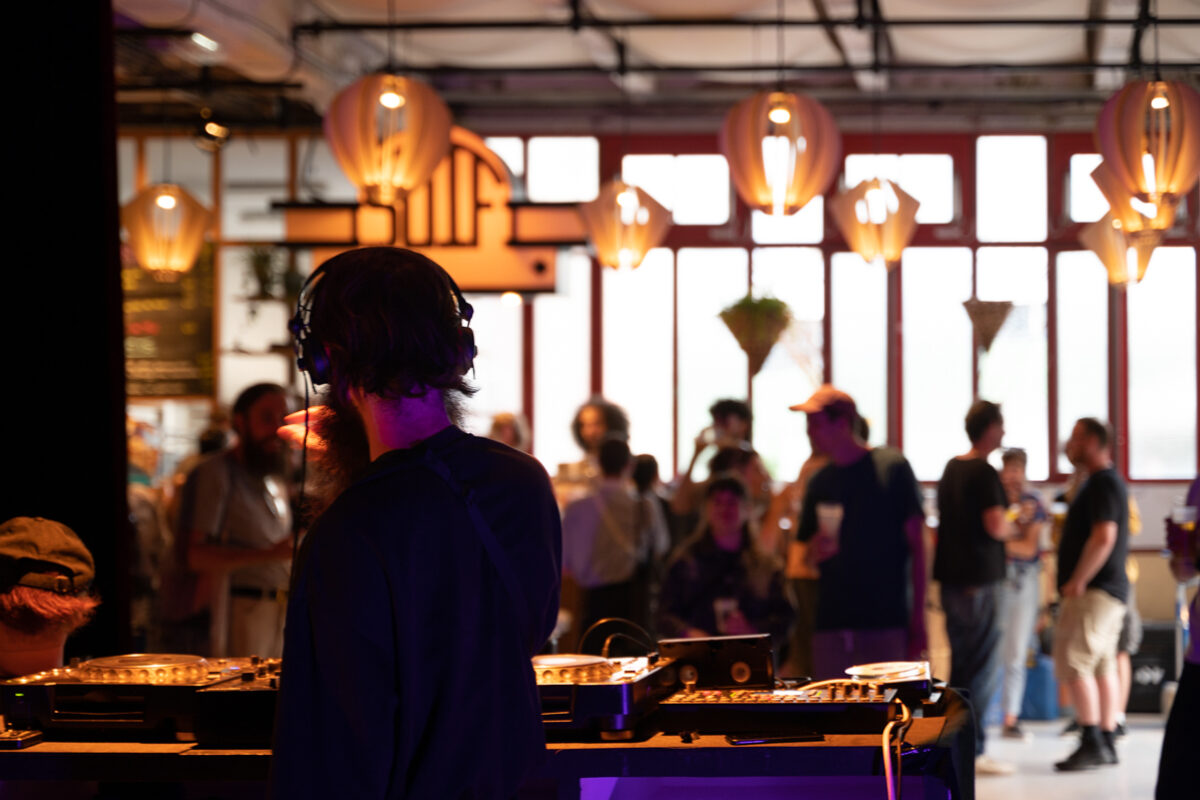 image : Inauguration du nouveau bar + karaoké !